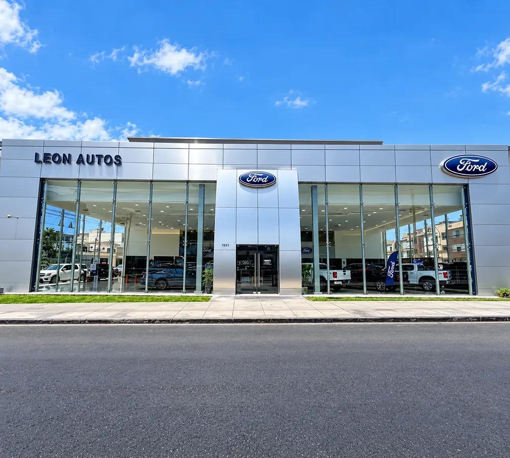 León Autos-Ford